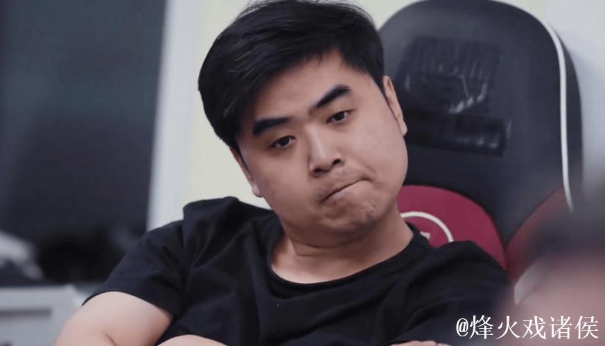 朱开:RNG解散没办法官宣,21、22RNG是冲着拿S冠去的 朱开:RNG解散没办法官宣,21、22RNG是冲着拿S冠去的